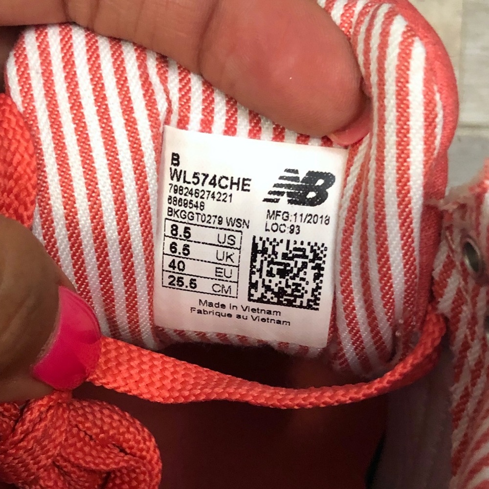 New Balance 574 Chambray Beach Coral NEW Sneakers - Picture 3 of 8